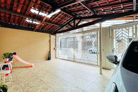 Casa à venda com 172m², 3 quartos e 2 vagas Casa à venda com 172m², 3 quartos e 2 vagasGaragem
