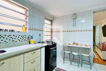 Casa à venda com 172m², 3 quartos e 2 vagas Casa à venda com 172m², 3 quartos e 2 vagasCozinha - Casa 2