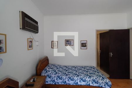 Casa à venda com 400m², 4 quartos e 2 vagasSuíte