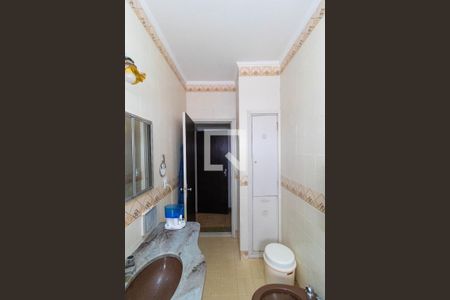 Casa à venda com 400m², 4 quartos e 2 vagasBanheiro