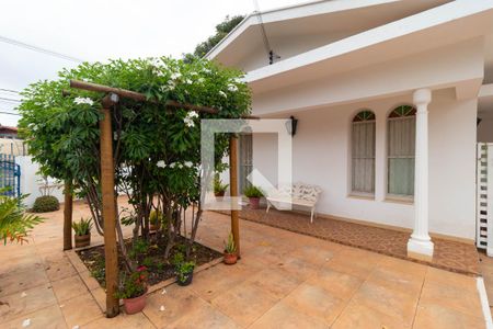 Casa à venda com 400m², 4 quartos e 2 vagasQuintal