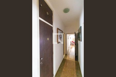 Casa à venda com 400m², 4 quartos e 2 vagasCorredor