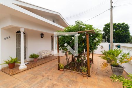 Casa à venda com 400m², 4 quartos e 2 vagasQuintal