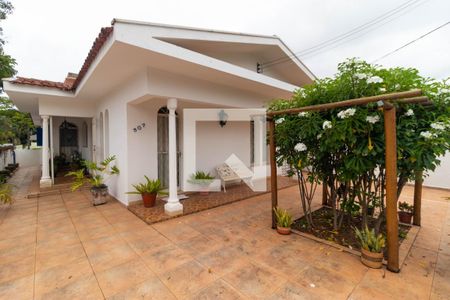 Casa à venda com 400m², 4 quartos e 2 vagasQuintal