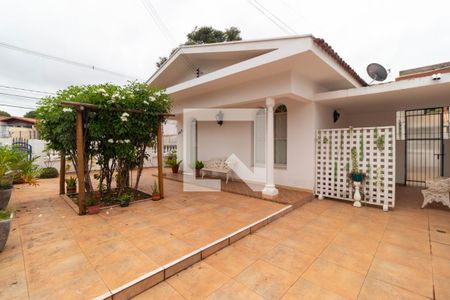 Casa à venda com 400m², 4 quartos e 2 vagasQuintal