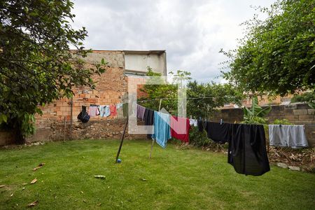 Casa à venda com 360m², 4 quartos e 3 vagas Casa à venda com 360m², 4 quartos e 3 vagasÁrea comum