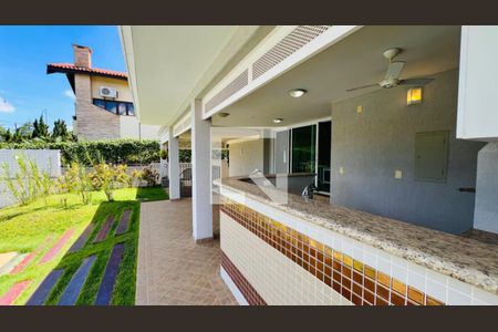 Casa de condomínio à venda com 276m², 4 quartos e 6 vagas Casa de condomínio à venda com 276m², 4 quartos e 6 vagasFoto 15