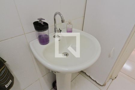 Casa à venda com 180m², 2 quartos e 1 vaga Casa à venda com 180m², 2 quartos e 1 vagaBanheiro 2