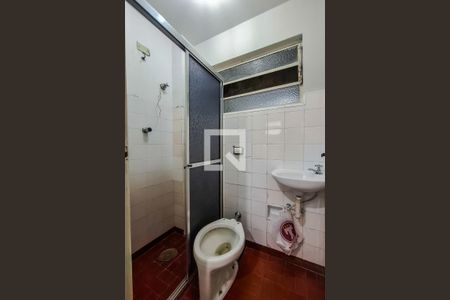 Apartamento à venda com 98m², 2 quartos e 1 vaga Apartamento à venda com 98m², 2 quartos e 1 vagaBanheiro de serviço