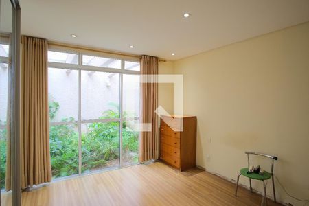 Casa à venda com 150m², 2 quartos e 2 vagasSuíte 1