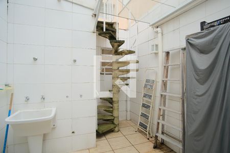 Casa à venda com 150m², 2 quartos e 2 vagasÁrea de Serviço e quintal