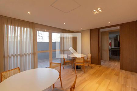 Apartamento para alugar com 99m², 3 quartos e 2 vagas Apartamento para alugar com 99m², 3 quartos e 2 vagasÁrea comum