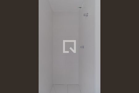 Apartamento para alugar com 32m², 2 quartos e sem vaga Apartamento para alugar com 32m², 2 quartos e sem vagaBanheiro