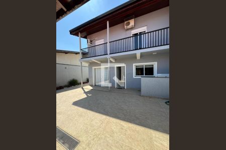 Casa à venda com 245m², 3 quartos e 4 vagas Casa à venda com 245m², 3 quartos e 4 vagasFoto 13