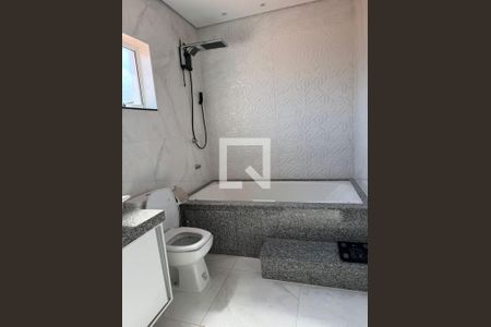 Casa à venda com 245m², 3 quartos e 4 vagas Casa à venda com 245m², 3 quartos e 4 vagasFoto 24