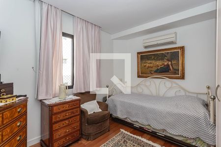 Apartamento à venda com 200m², 3 quartos e 3 vagas