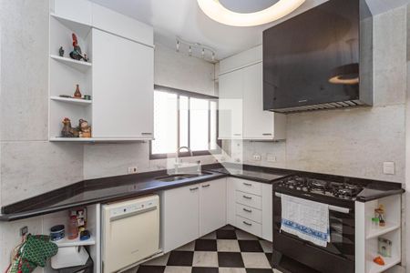 Apartamento à venda com 200m², 3 quartos e 3 vagas
