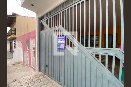 Casa à venda com 150m², 3 quartos e 1 vaga Casa à venda com 150m², 3 quartos e 1 vagaFachada