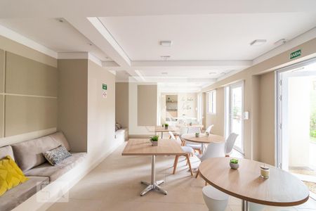 Apartamento à venda com 28m², 1 quarto e sem vaga Apartamento à venda com 28m², 1 quarto e sem vagaÁrea Comum - Salão de Festas