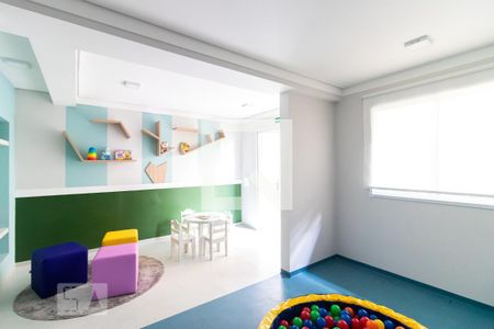 Apartamento à venda com 28m², 1 quarto e sem vaga Apartamento à venda com 28m², 1 quarto e sem vagaÁrea Comum - Brinquedoteca