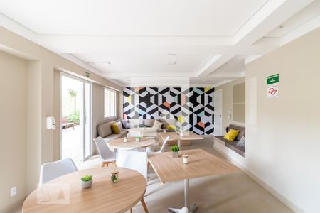 Apartamento à venda com 28m², 1 quarto e sem vaga Apartamento à venda com 28m², 1 quarto e sem vagaÁrea Comum - Salão de Festas