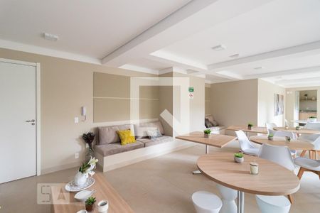 Apartamento à venda com 28m², 1 quarto e sem vaga Apartamento à venda com 28m², 1 quarto e sem vagaÁrea Comum - Salão de Festas