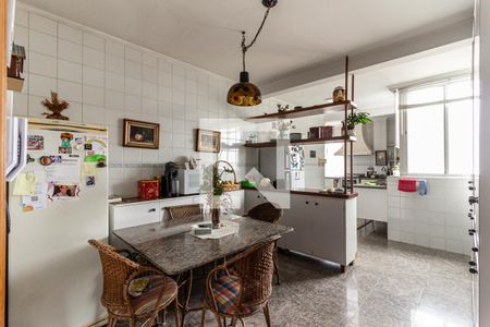 Apartamento à venda com 295m², 3 quartos e 2 vagasCozinha