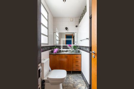 Apartamento à venda com 295m², 3 quartos e 2 vagasBanheiro da Suíte 1