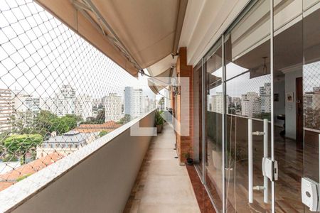 Apartamento à venda com 295m², 3 quartos e 2 vagasVaranda