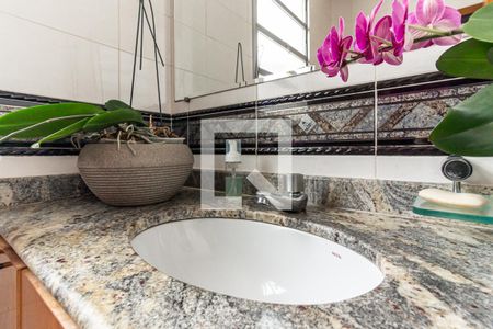 Apartamento à venda com 295m², 3 quartos e 2 vagasBanheiro da Suíte 1