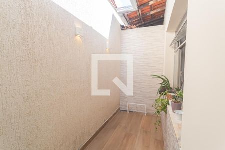 Casa à venda com 210m², 3 quartos e 2 vagas Casa à venda com 210m², 3 quartos e 2 vagasJardim de Inverno da Copa