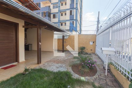 Casa à venda com 210m², 3 quartos e 2 vagas Casa à venda com 210m², 3 quartos e 2 vagasJardim