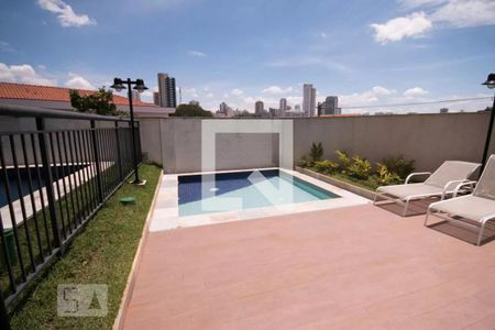 Apartamento à venda com 103m², 3 quartos e 2 vagas Apartamento à venda com 103m², 3 quartos e 2 vagasÁrea comum - Piscina