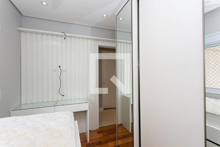 Apartamento à venda com 103m², 3 quartos e 2 vagas Apartamento à venda com 103m², 3 quartos e 2 vagasQuarto 2
