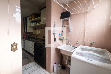 Apartamento à venda com 58m², 2 quartos e 1 vaga Apartamento à venda com 58m², 2 quartos e 1 vagaÁrea de Serviço