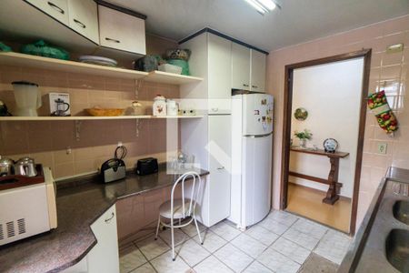 Apartamento à venda com 58m², 2 quartos e 1 vaga Apartamento à venda com 58m², 2 quartos e 1 vagaCozinha