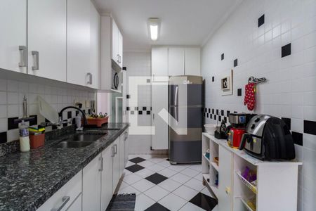 Apartamento à venda com 120m², 3 quartos e 2 vagas Apartamento à venda com 120m², 3 quartos e 2 vagasCozinha