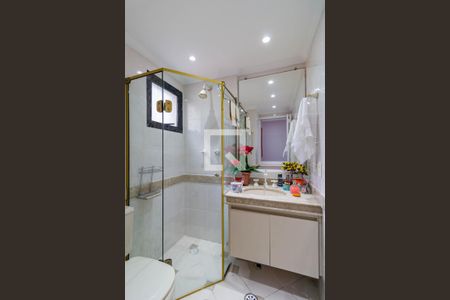 Apartamento à venda com 120m², 3 quartos e 2 vagas Apartamento à venda com 120m², 3 quartos e 2 vagasQuarto 01 Banheiro