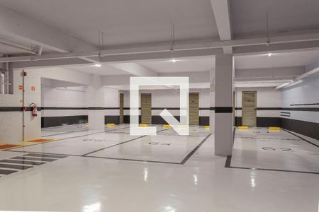 Apartamento à venda com 358m², 4 quartos e 4 vagas Apartamento à venda com 358m², 4 quartos e 4 vagasGaragem