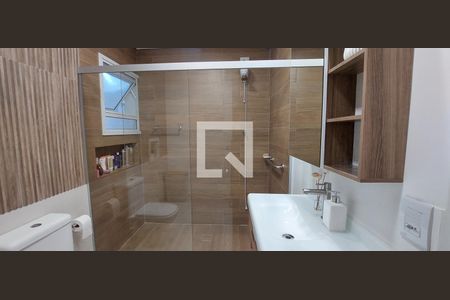 Apartamento à venda com 155m², 3 quartos e 1 vaga Apartamento à venda com 155m², 3 quartos e 1 vagaBanheiro 2
