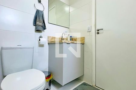 Apartamento à venda com 61m², 2 quartos e 1 vaga Apartamento à venda com 61m², 2 quartos e 1 vagaBanheiro