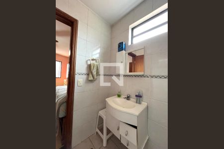 Casa à venda com 81m², 2 quartos e 2 vagas Casa à venda com 81m², 2 quartos e 2 vagasBanheiro da Suíte 2