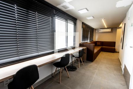 Studio à venda com 27m², 1 quarto e sem vaga Studio à venda com 27m², 1 quarto e sem vagaÁrea comum