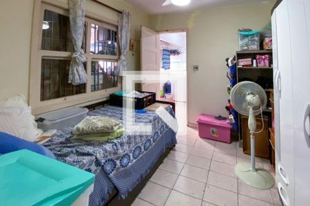 Casa à venda com 330m², 3 quartos e 3 vagas Casa à venda com 330m², 3 quartos e 3 vagasQuarto 2