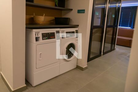 Studio à venda com 29m², 1 quarto e sem vaga Studio à venda com 29m², 1 quarto e sem vagaÁrea comum - Lavanderia
