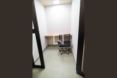 Studio à venda com 29m², 1 quarto e sem vaga Studio à venda com 29m², 1 quarto e sem vagaPhone Booth