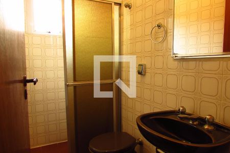 Casa de condomínio à venda com 150m², 4 quartos e 1 vagaBanheiro 