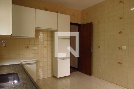 Casa de condomínio à venda com 150m², 4 quartos e 1 vagaCozinha 