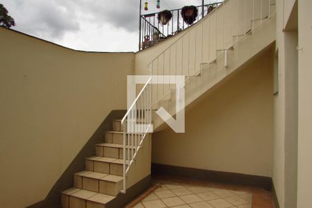 Casa de condomínio à venda com 150m², 4 quartos e 1 vagaÁrea externa 