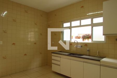 Casa de condomínio à venda com 150m², 4 quartos e 1 vagaCozinha 